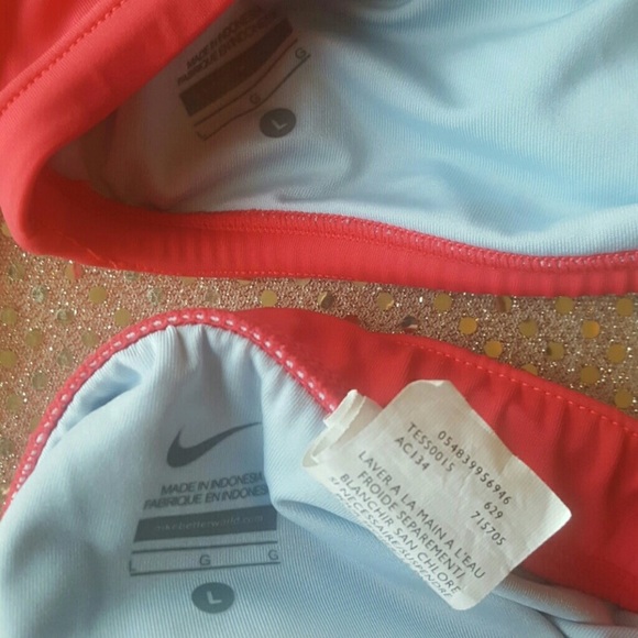 Nike swimsuit - Picture 8 of 8